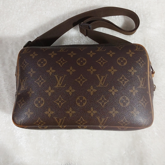 Authentic Louis Vuitton Reporter - Picture 15 of 15